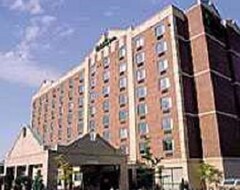 Khách sạn Holiday Inn At The Falls (Thác Niagara, Hoa Kỳ)