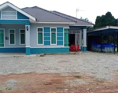 Koko talo/asunto Homestay Pinang Tunggal (Sungai Petani, Malesia)