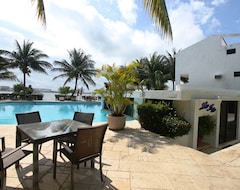 Khách sạn Sina Suites Cancún (Cancun, Mexico)