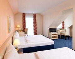 Triple Room - Early Booking With Breakfast - Achat Hotel Leipzig Messe (Leipzig, Alemania)