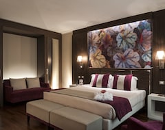 فندق رمادا بلازا ميلانو (ميلانو, إيطاليا)