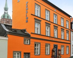 Nhà trọ Pension Altstadt Mönch in top Lage Preis inclusive 5 Prozent Bettensteuer und Frühstück (Stralsund, Đức)