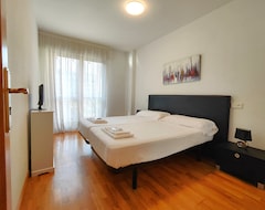 Otel Gestion De Alojamientos Apartments (Pamplona, İspanya)