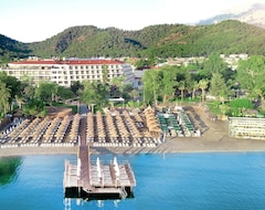 Imperial Turkiz Resort Hotel (Kemer, Turquía)