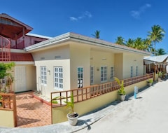 Hotel Whiteshell Beach Inn (Maafushi, Islas Maldivas)