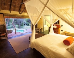 Hotel Safari Lodge (Addo, South Africa)