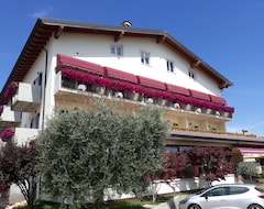 Khách sạn Hotel Da Roberto (Lazise sul Garda, Ý)