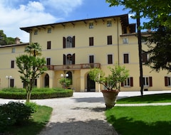 Otel Posta Donini 1579 - Una Esperienze (Perugia, İtalya)