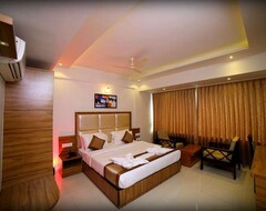 Khách sạn Grand Plaza Suites (Kozhikode, Ấn Độ)