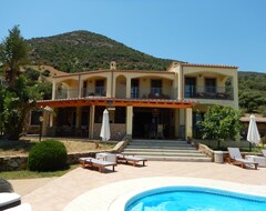 Tüm Ev/Apart Daire Exceptional villa: 400 m² for 14 people, with pool (Tertenia, İtalya)