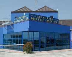 Hotel Grand Park Motel (Piacenza, Italy)