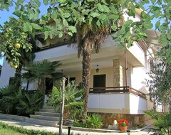 Casa/apartamento entero Nice Apartment In Ideal Location Historic Porec 800 M And Beach 1 Km Away (Poreč, Croacia)