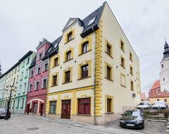 Koko talo/asunto Apartament Gemini (Dzierzoniów, Puola)