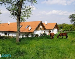 Căn hộ có phục vụ Chalet Notschkerl Im Vierkanthof (Baden, Áo)