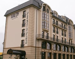 Otel Avalon Palace (Ternopil, Ukrayna)