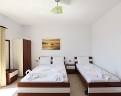 Hotel Real (Saranda, Arnavutluk)