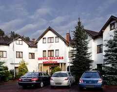 Khách sạn Hotel Relaks (Wiązowna, Ba Lan)
