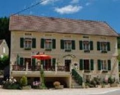 Hotel Logis Auberge de la Chaloire (La Petite-Verrière, France)