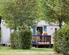 Kamp Alanı Odesia Vacances Camping Le Grand Lac (Clairvaux-les-Lacs, Fransa)