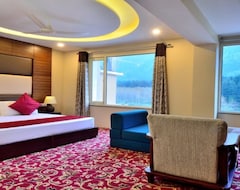 Hotel Maple Retreat Inn (Manali, India)