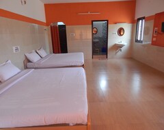 Khách sạn Hotel OYO 14538 Sri Silver Inn (Yercaud, Ấn Độ)