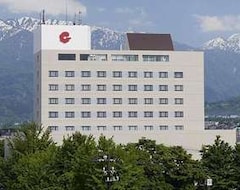 Khách sạn Hotel Granmirage (Uozu, Nhật Bản)