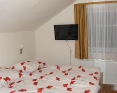 Entire House / Apartment Guesthouse Ana (Ribnica, Slovenia)