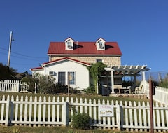 Entire House / Apartment Deflorin Stone Cottage Inn, Historic 1880 House Rental! All 3 Houses Adjacent (Hermann, USA)