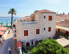 Otel Villa Marina (Spetses, Yunanistan)