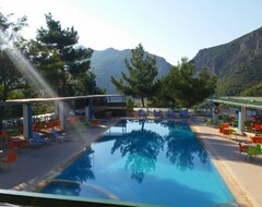 Hotel Apolis Club (Mouzaki, Grecia)
