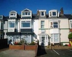 Khách sạn Balmoral & Terrace Guest Houses (Sunderland, Vương quốc Anh)