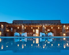 Resort/Odmaralište Diles & Rinies (Tinos, Grčka)