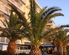 Khách sạn Paolo Hotel (Loutraki, Hy Lạp)