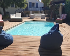 Cijela kuća/apartman House Swimming pool in the middle of the vines (Quarante, Francuska)