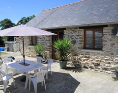 Tüm Ev/Apart Daire Spacious Cottage, Private Pool, Barbeque, Gardens And Patio, Wifi, Satellite Tv (Pédernec, Fransa)