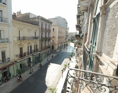 Hotelli Le Finestre Sul Borgo (Taranto, Italia)