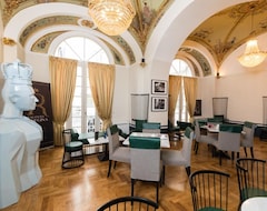 Khách sạn Il Salotto della Regina (Napoli, Ý)