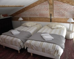 Bed & Breakfast Chambre Dhôtes Mas Castel (Castelnau-de-Montmiral, Francuska)