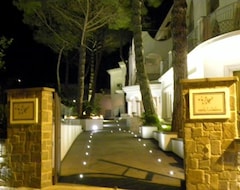 La Pineta Hotel Beach & Spa (Pollica, Italy)