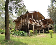 Hotel Supreme Adventure Park Bunyonyi (Kabale, Uganda)