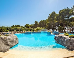 Khách sạn Matilde Beach Resort, Vodice (Vodice, Croatia)