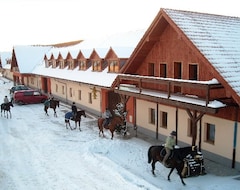 Hotel Koňská farma Vysoká (Chrastava, Czech Republic)