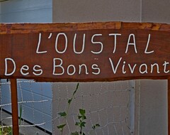 Nhà trọ L'Oustal des Bons Vivants (Conques, Pháp)