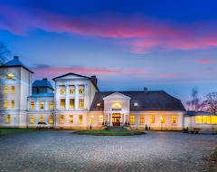 Hotelli Pałac Jabłonowo (Ujście, Puola)