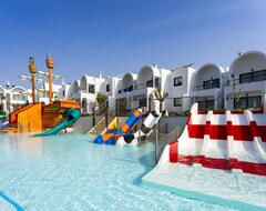 Khách sạn Bakour Lanzarote Splash (Tías, Tây Ban Nha)