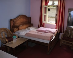 Hotel Kuber (Ghangaria, India)