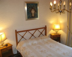 Bed & Breakfast Chambres d'Hotes La Maison Bleue (Peyrière, Francia)