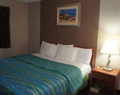 Otel Asteria Inn & Suites (Long Lake, ABD)