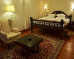 Hotel The Heritage Club - Tripura Castle (Shillong, India)