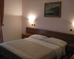 Hotel Gentile (Agerola, İtalya)